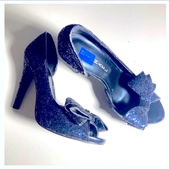 💙Michael Shannon “Lolita” Blue Sparkle Bow Heels - Picture 5 of 11